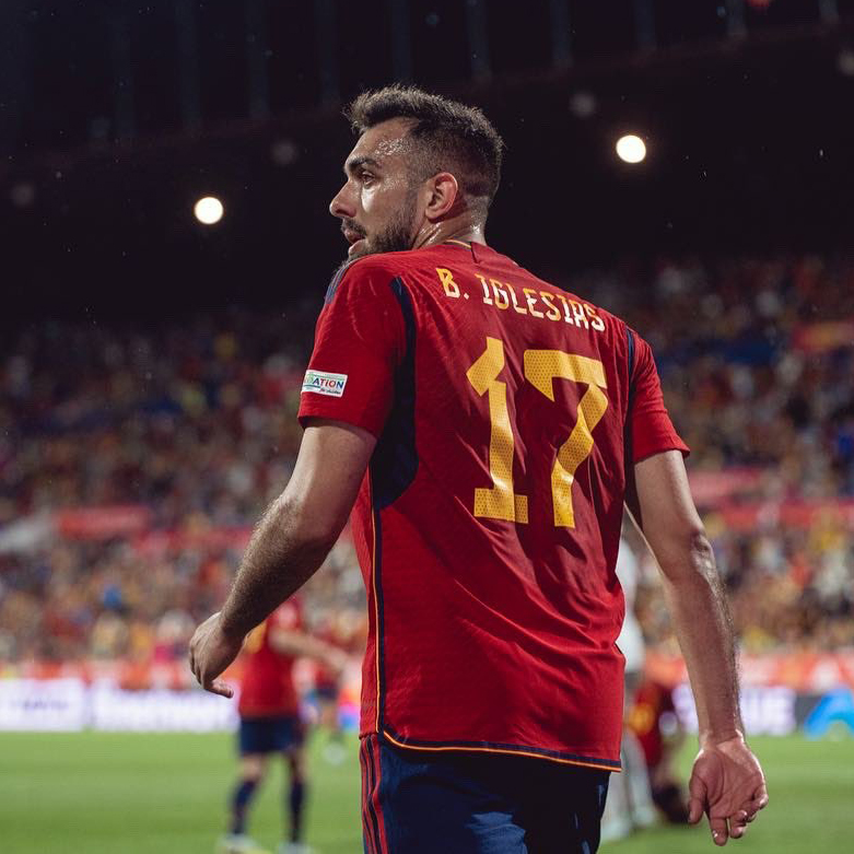 🚨 𝗢𝗙𝗜𝗖𝗜𝗔𝗟 | <a href="/BorjaIglesias9/">Borja Iglesias</a> y <a href="/santos_yeremy/">yeremy jesús pino santos 🇮🇨</a> se unen a la concentración de la <a href="/SEFutbol/">Selección Española Masculina de Fútbol</a> para los partidos ante Noruega y Escocia.

⬇️ <a href="/GerardMoreno9/">Gerard Moreno</a> causa baja en la convocatoria por lesión.

ℹ️ bit.ly/oficial_200323 

#VamosEspaña