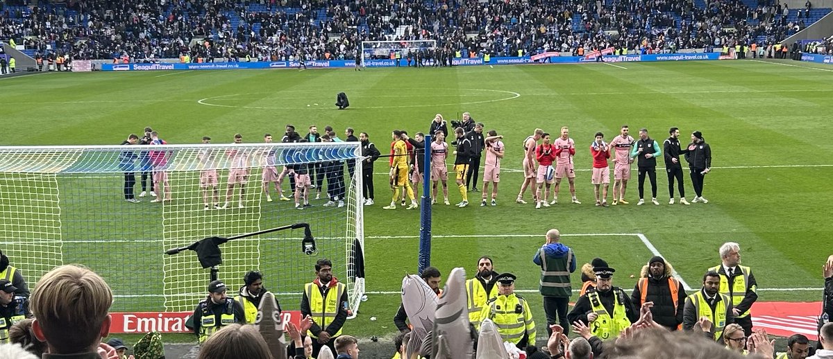 mrjpbarwick's tweet photo. Just back, long day, not just todays drive but the whole #FACup journey. #GTFC are on the up. #BAHAFC are a club to be modelled on. #UTM https://t.co/U4GEr32mLi