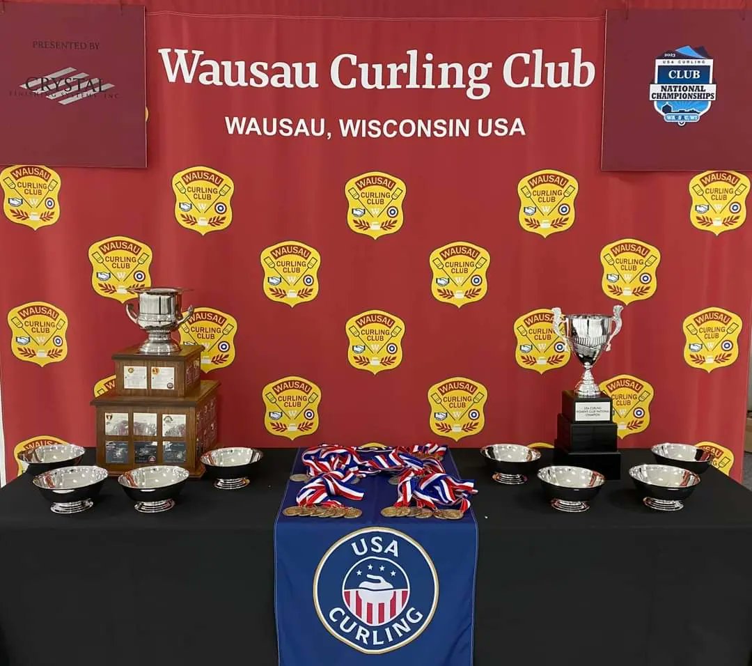 ArdsleyCurling's tweet image. 📣 Breaking news out of @WausauCurling!

Team Ardsley (Seré, Megan, Amber &amp;amp; Liz) have won the USA Curling Club National Championships!

We couldn&apos;t be more proud of their victo

📸: @WausauCurling

@GNCC_curling

#curling #fun #growthegame #champs 🥌🧹🏆