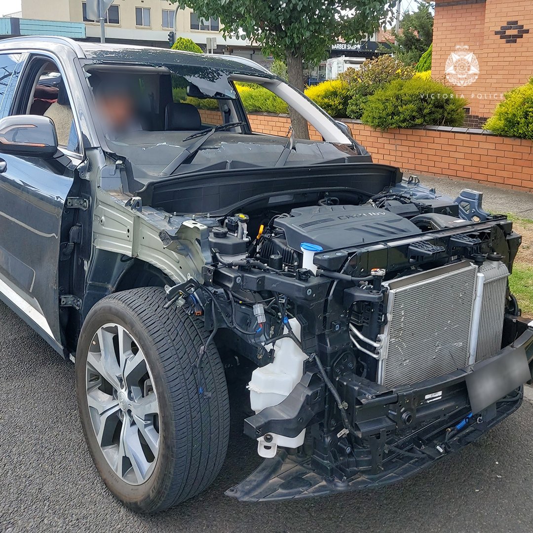 Victoria Police tweet media