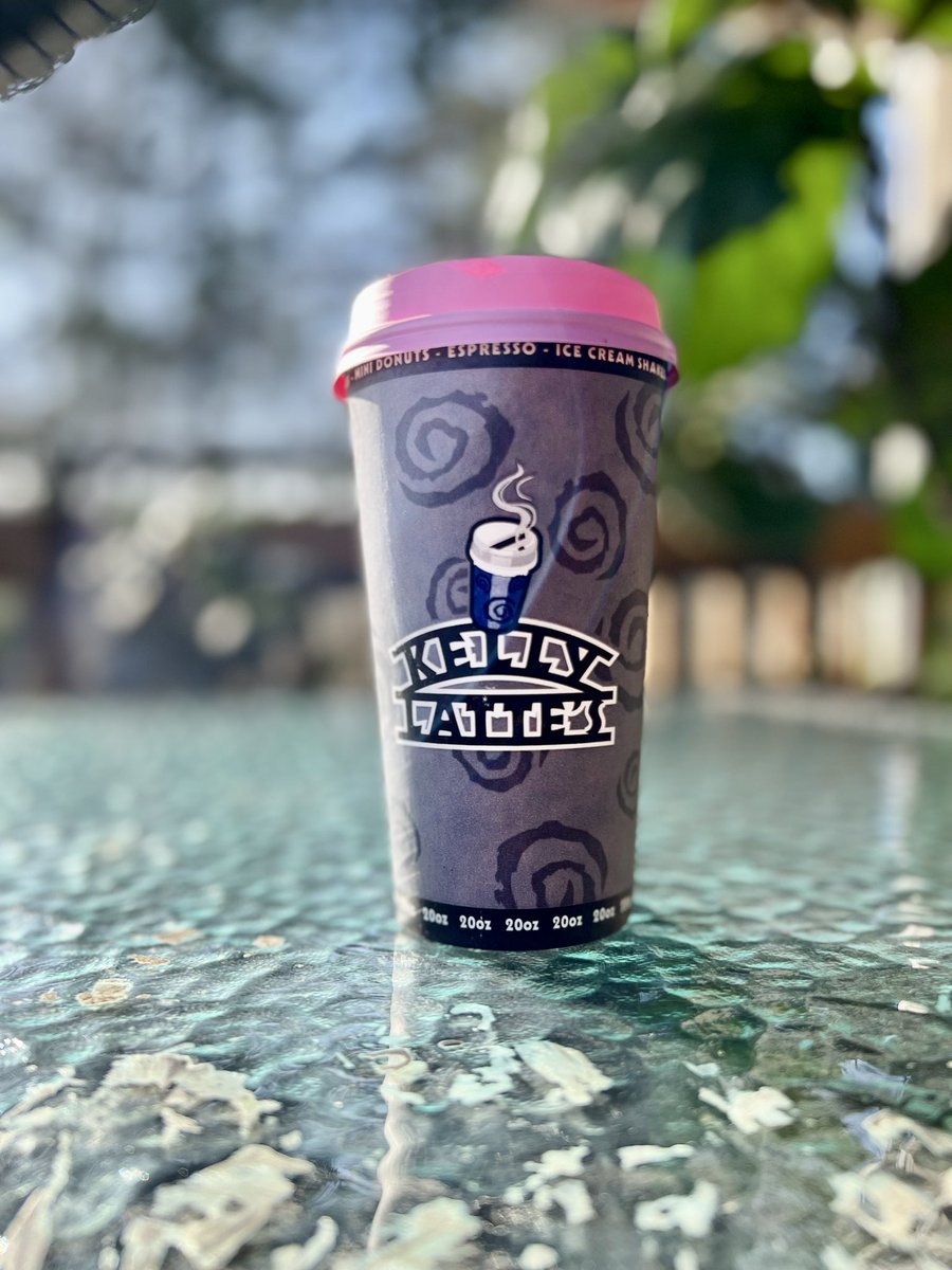 CoffeeWithBoyko's tweet image. Excited to edit and video with different coffee cups. #coffeeshops #coffeecontent #ugc #ugccontentcreator