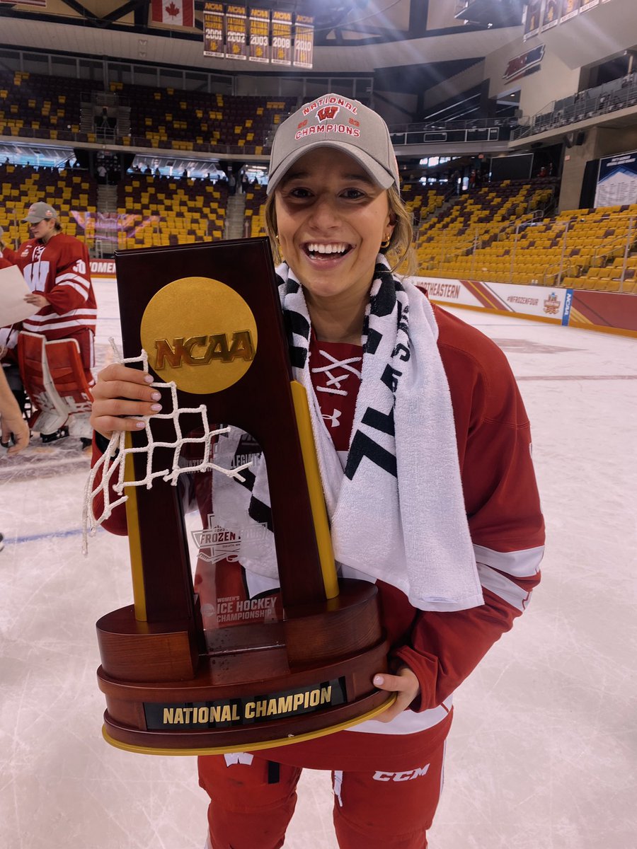 MariannePic12's tweet photo. WE ARE NATTY CHAMPS!! https://t.co/ln7V7wr4Wu