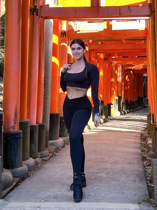 Fushimi- Inari ⛩️ https://t.co/caxRWg51PR