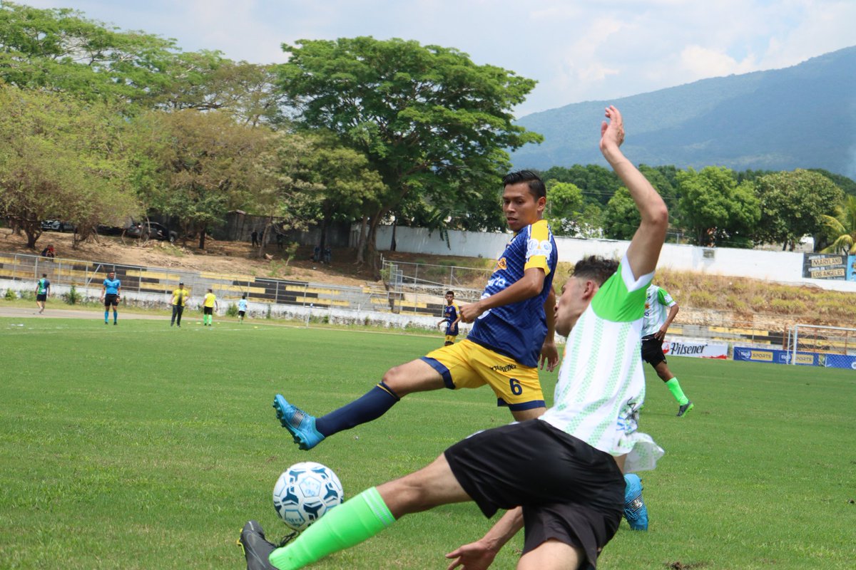 Imágenes correspondientes al partido de este día.⚽️
Somos Liga Nacional de Fútbol.
#LigaNacionalDeFútbol