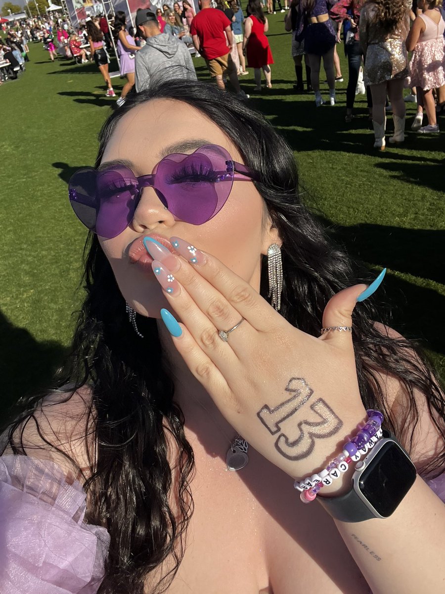 raina_ferer's tweet photo. Enchanted in Swift City, ERAzona ✨💜 @taylorswift13 @taylornation13 #TSErasTour #TSTheErasTour #TSTheErasTourGlendale https://t.co/bpEgUU6W3Y