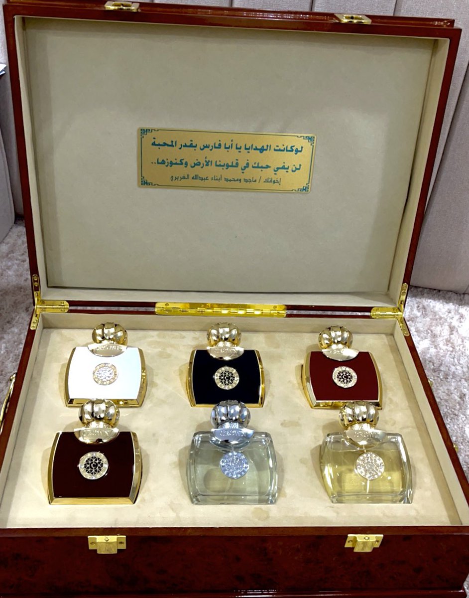 DesignerMrMajed's tweet photo. الراحلون و إن طالَ الغيابُ بهِم، باقونَ في القلبِ، ما غابوا و لا رحلوا. أ. خالد العويش أسعده الله، لن تكفينا فيك كلمات المديح والشكرِ، ولن نوفيك إخلاصك في بناء تاج التألق لجزيرة الإبداع عندما كنت ركناً أساساً فيها وستبقى بصماتك التربوية ما بقي الدهر، كتب الله أجركم. 
#سكاكا_الجوف https://t.co/TdQ8qSueTm