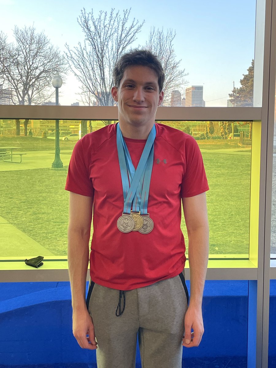GLSClub's tweet image. EASTERNS UPDATE:  Nate had a wonderful meet and ended up with 1 gold and 2 silver medals! Way to go Nate. We’re so proud of you! @SwimmingNL