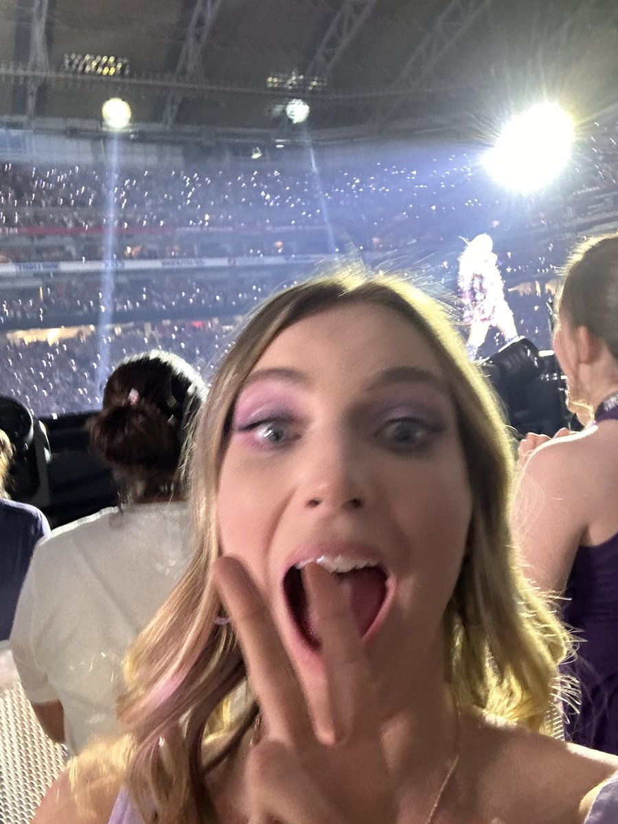 annago4th's tweet photo. where my life peaked #TSErasTour https://t.co/m2ye7LARnZ
