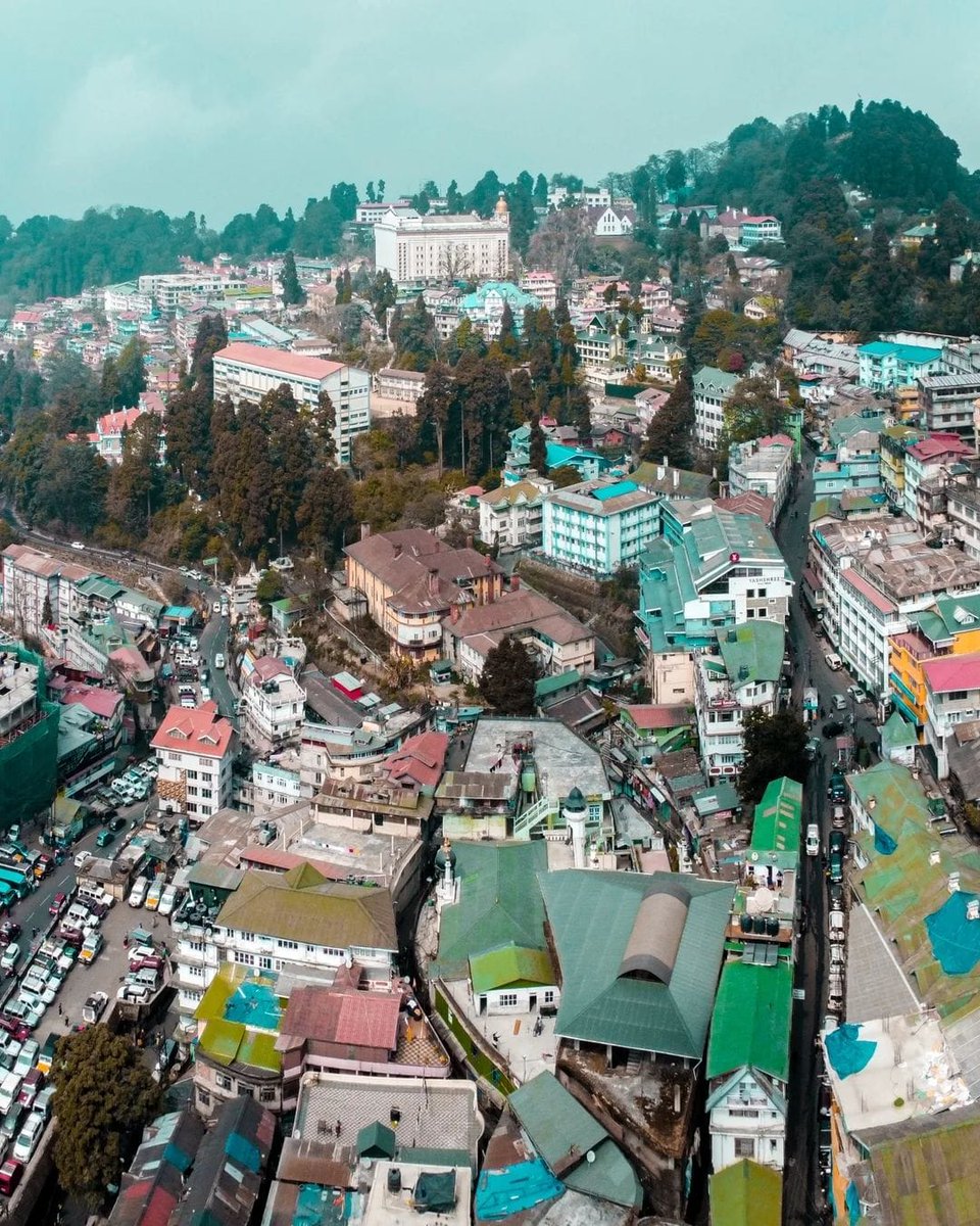 ansulphd's tweet image. 📍Darjeeling
West Bengal, India

#Darjeeling #darjeeling_west_bengal #Indian #indiatourism #G20India #tourism #mountains #Trending #Travel #Himalaya #india #modi2024 #growingindia #NewIndia