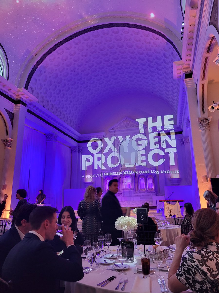 IASatUSC's tweet photo. A wonderful event this evening hosted by Homeless Healthcare LA to support #theoxygenproject! Congratulations on a successful gala. https://t.co/b31MDxlJPV