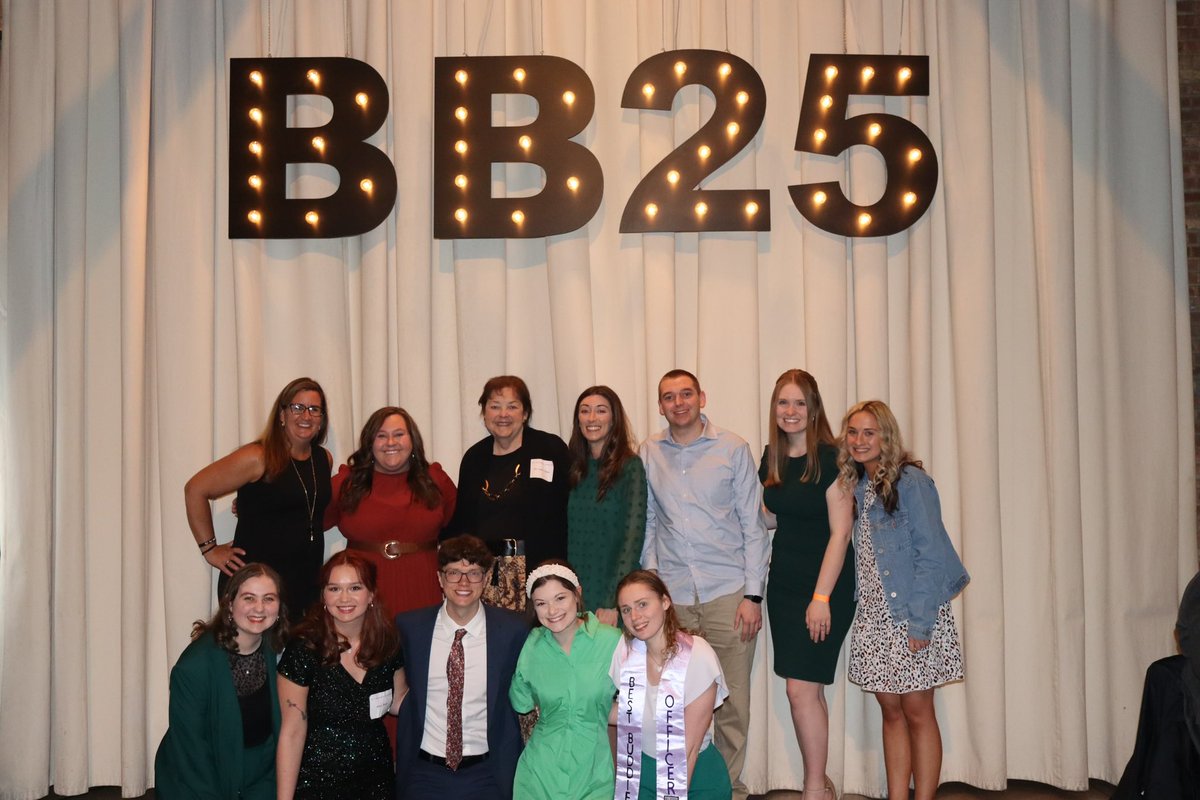 LUBestBuddies_'s tweet photo. At this years Buddy Ball, we were delighted to celebrate Dr. Laura Sloan, our chapter’s very first Faculty advisor. Dr. Sloan created our chapter in the 1997-1998 school year, it as continued to prosper! We also welcomed back former Best Buddies Officers. https://t.co/QsUtpoKFow