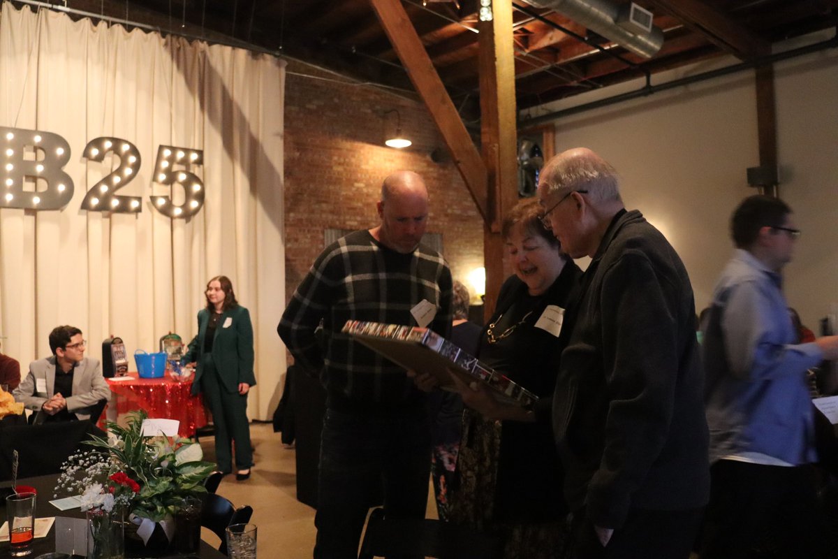 LUBestBuddies_'s tweet photo. At this years Buddy Ball, we were delighted to celebrate Dr. Laura Sloan, our chapter’s very first Faculty advisor. Dr. Sloan created our chapter in the 1997-1998 school year, it as continued to prosper! We also welcomed back former Best Buddies Officers. https://t.co/QsUtpoKFow