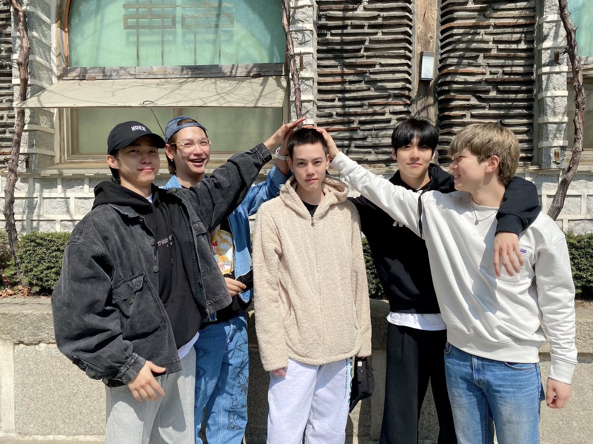 thinking about chahun (closed) tweet media