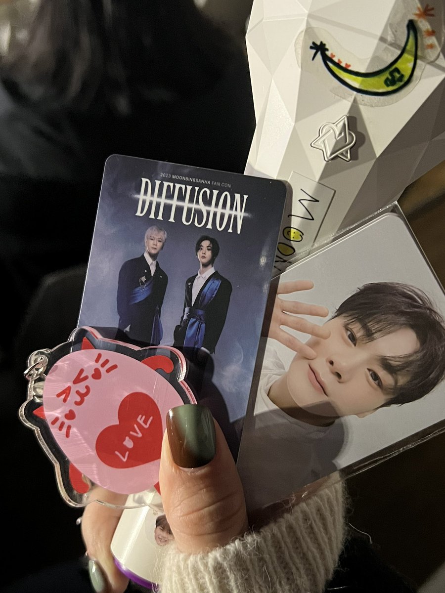 binaaa000's tweet photo. 🤭❤️🫶🏻 https://t.co/Swd8DuNeu6