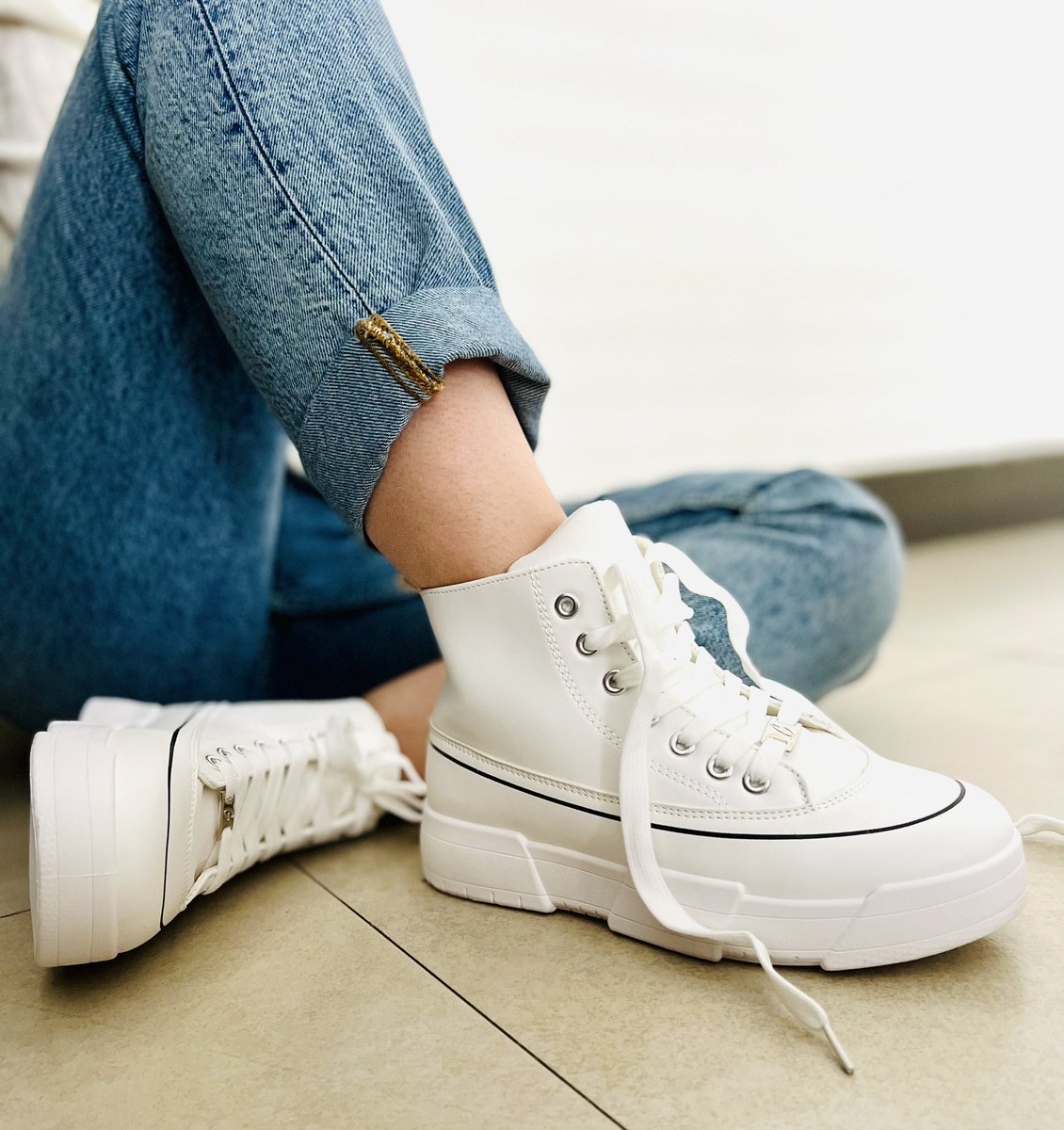 KamarStore's tweet photo. Hoy #Lunes
1 par x $14.99
2 pares x $24.99 😱😍
Sucursales disponibles: en todas
Puedes pedirlas a domicilio por whastapp:
https://t.co/70BFrmPJTu
Puedes comprarlas en nuestra App:
https://t.co/Da7kqCXSwZ
#SoloenKamar
#soloenkamar #HERMOSURAS #SeVanVolando #PodesCombinar https://t.co/KO1kaobLvJ