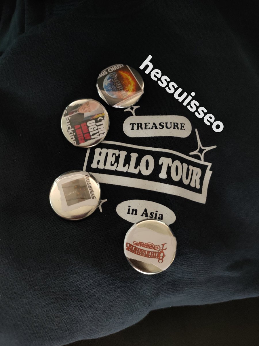 LeinaKpeach's tweet photo. AKU DAPET HOODIE HYUNSUK!!!!😭😭😭💜💜 hoki seumur hidup udah kepake auto pcd seumur hidup huhu!!! THANK YOU AND I LOVE YOU GUYS SO MUCH!!!💙💎 @treasuremembers
#TREASURE_HELLOinJKT #TREASUREinJKT https://t.co/vi70yAAqIZ