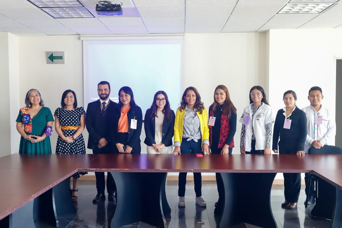 CruzAmira's tweet photo. #CEMPAG #Relatorías Parlamento Juvenil: La #AgendadelasMujeres desde la visión de las #Juventudes, realizado por la Presidencia de la Comisión Permanente de #Mujeres e #IgualdaddeGénero del H. #CongresodeOaxaca.

Mesa 4:
#SaludMental Y #Reproductiva
#UTSSO #UNIVAS #Anáhuac #URSE https://t.co/ixqu6E2bxT