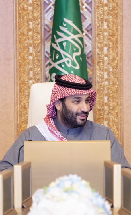 الكرة السعودية في الأعوام الخمسة الأخيرة قفزت خطوات هائلة نحو القمة.. حتى أصبح دورينا هو الأقوى آسيويًا.. كل هذا انعكس على مستويات ونتائج المنتخبات والفرق السعودية قاريًا وعالميًا 👏🏻

طالما أن سمو #ولي_العهد هو من يقف خلف هذا المشروع العظيم.. فطموحاتنا الكروية "عنان السماء" 🇸🇦💚