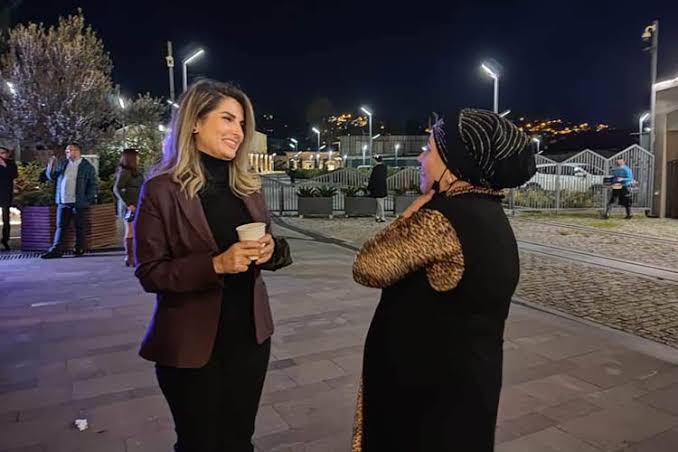 Yarınki Diyarbakır'da Newroz’una kimler gelecekse kaçak çaylar #BaşakDemirtaştan
hepimize ısmarlar....