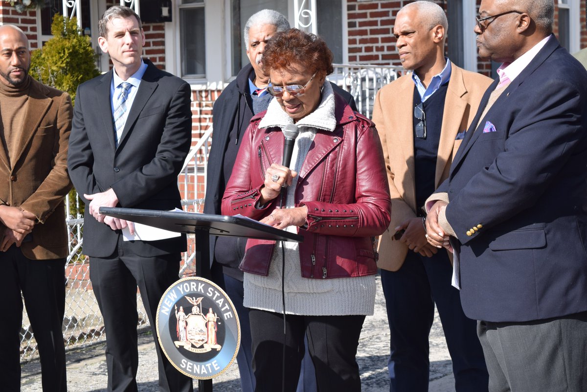 FederatedL's tweet photo. Press conference in opposition to Hochuls housing plan that proposes TOD's, ADUs and Upzoning. SAY "NO". Contact your state senator/assembly person. https://t.co/1ou4c115aI