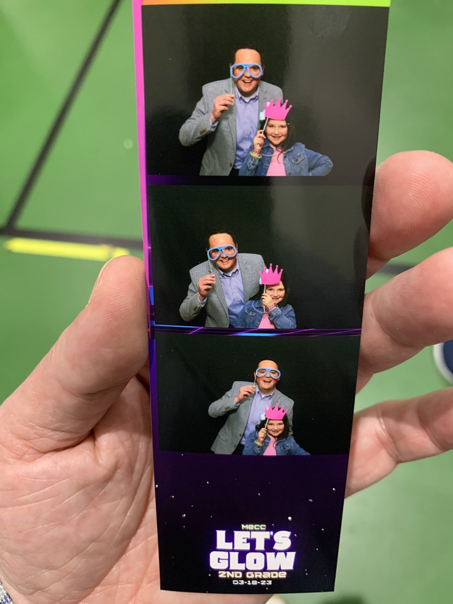 Nathan_Decker's tweet photo. Good time with Taylor last night!
@MasonSchools https://t.co/SHfVT9TMiX