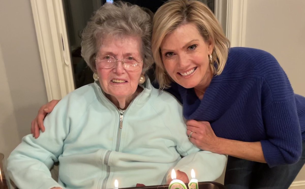 Cecily Tynan tweet media