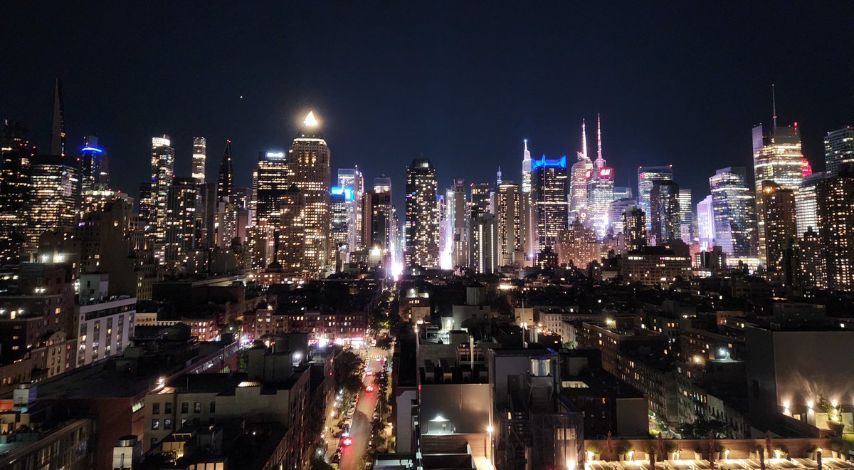 Daily Picture Theme tweet media