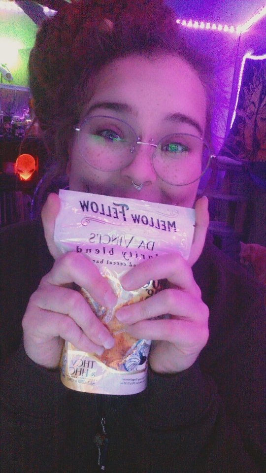 SpaceyAlienbb's tweet photo. ✨LIVE AF✨
New #MellowFellow edibles for this beautiful #SundayDubbday 😁
Tune in & #SpaceOut !!
💚👽💚
https://t.co/os9MHckLRF
#Live #ttv #twitchstreamer #TwitchAffilate #smallstreamer #drinkpoggers #LFG #CallofDuty #multiplayer #warzone #mw2 #MWII #sniper #rage https://t.co/47zBz1eqB4