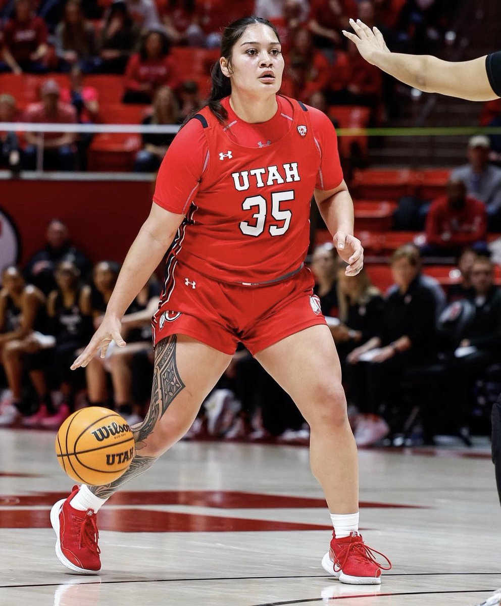 WomensHoops_USA's tweet photo. Alissa Pili tonight: 

28 PTS | 10 REB | 3 AST | 8-13 FG 

#2 Utah defeats #10 Princeton 63-56! 

#NCAAW | @UTAHWBB https://t.co/yFXxEtB68x