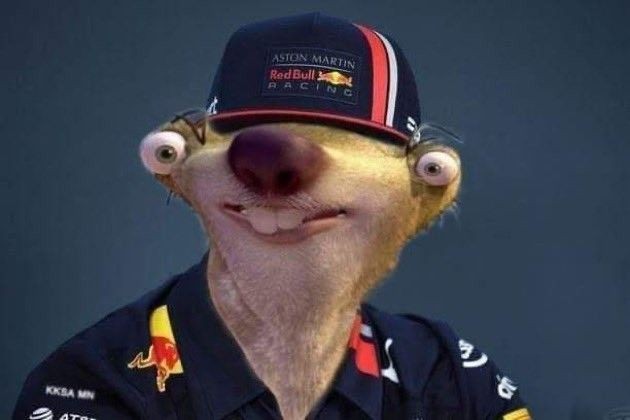 Sir_Vic's tweet photo. "No estoy aquí para terminar segundo", habrían sido algunas de las palabras dentro del berrinche de Max Verstappen después de que Red Bull no le ordenara a Checo Pérez dejarlo pasar y ganar el GP de Arabia Saudita el día de hoy.

No encontré foto de Max, pero se parece mucho. https://t.co/4w6MhTCF0M