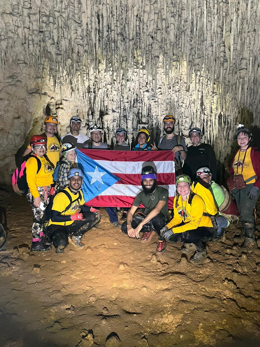 TATISANDIEGO's tweet photo. VIAJE INMERSION DE LA SOCIEDAD ESPELEOLOGICA DE PUERTO RICO 🥾💪🏽
#speleo #espeleologia #sepri #boricua #puertorico #cave #caving #cueva #caverna #speleology #NSS #exploration #lokabye #teveoloka #rockformation #geology #grotto #sumidero #carst #limestone https://t.co/NwLHqFpYPA