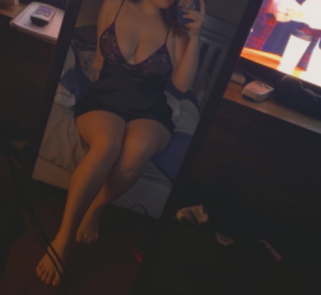 DallasSmith1528's tweet photo. @AllFreeOnlyfans https://t.co/tazJ2kKHOh https://t.co/KYOYSsggnZ