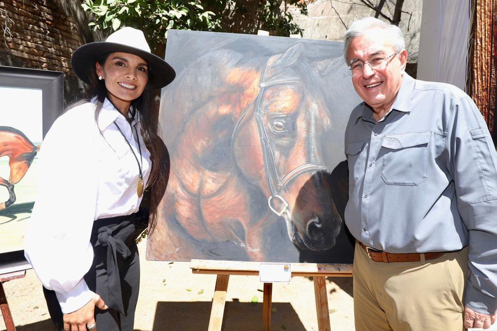 rochamoya_'s tweet photo. Muchas felicidades a las y los artistas que ponen su talento en la vida de comunidades como San Benito y sus tradiciones, como la histórica carrera de caballos entre El Alazán y El Rosillo, se mantienen vivas con el arte. https://t.co/81iS3xpP6E