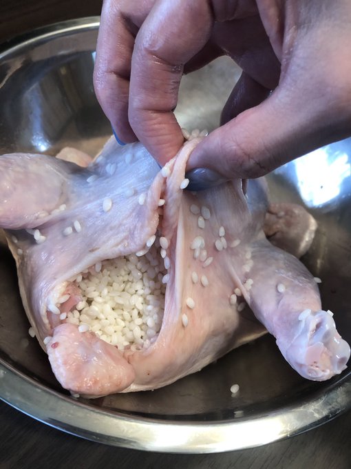 なんか異様に似てるな..アレに。

(米詰める前に撮れば良かった 