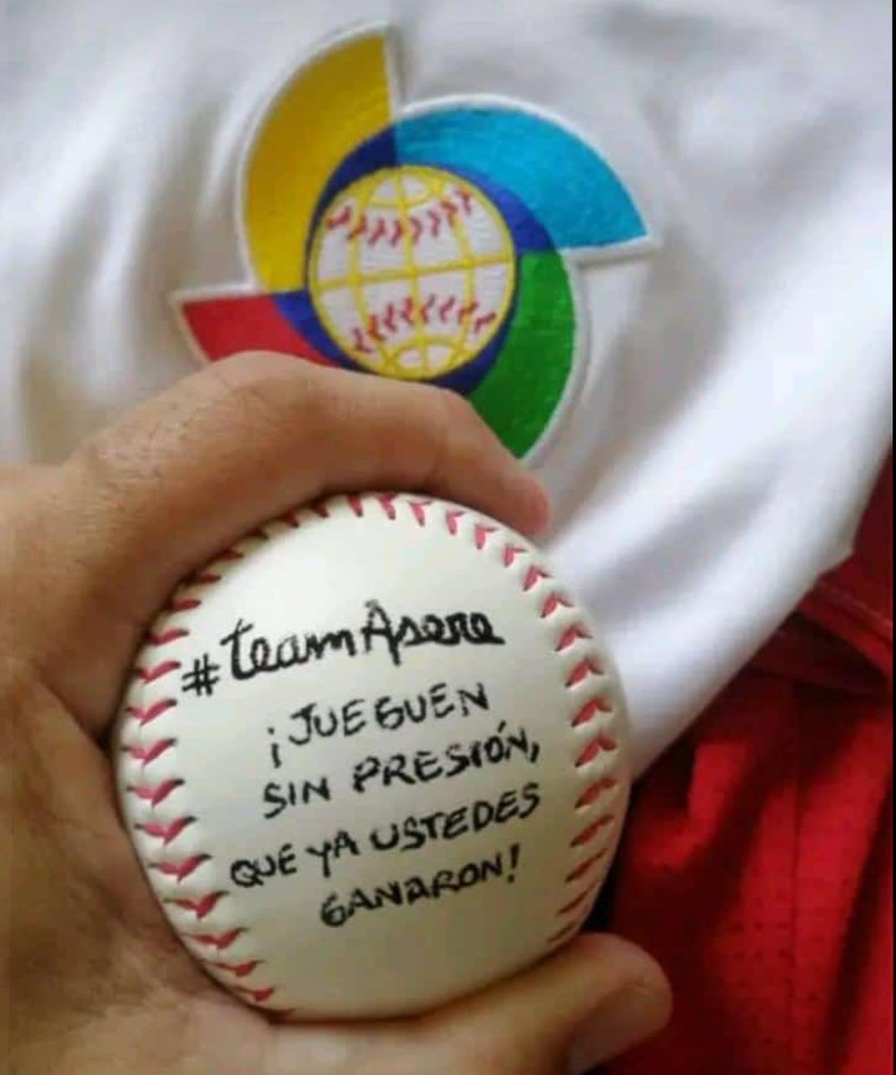 Ya ustedes están entre los 4 grandes ¡ Arriba #Cuba! #TeamAsere CAMPEÓN