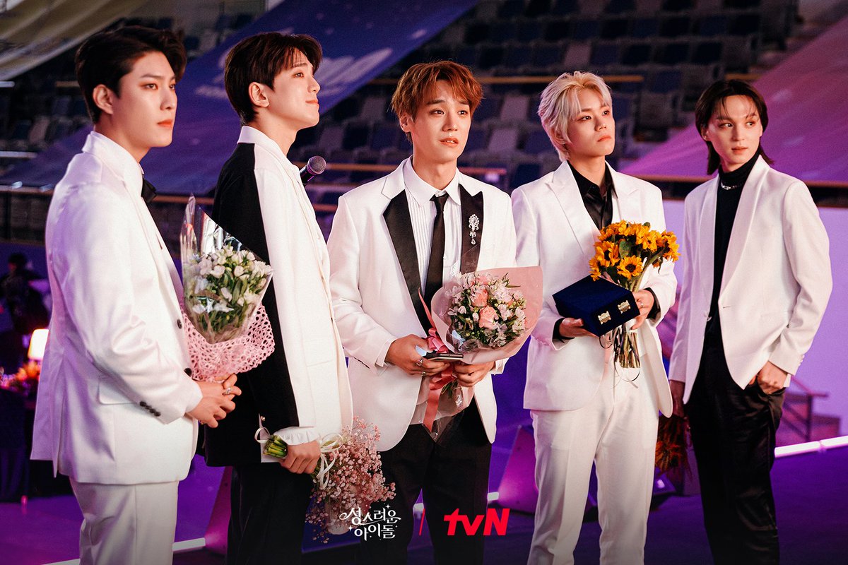 마지막까지 궁금증 200000%인 마왕과 레드린의 관계! R=VD ☆ 램달 커플&와일드애니멀 꽃길도 가보자고 ദ്ദി ߹ᯅ߹ ) <성스러운 아이돌> [수목]...