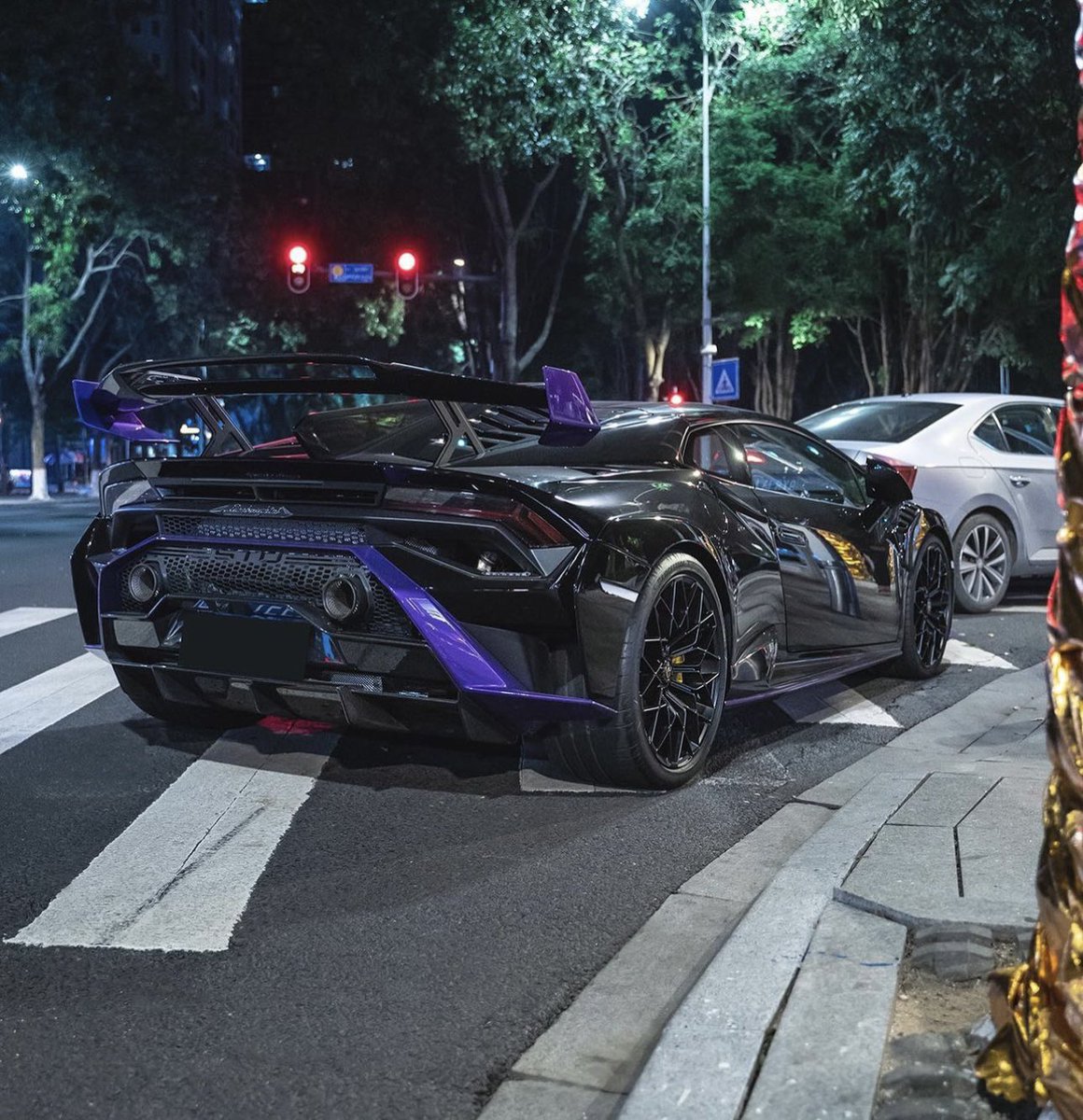 LamboCIub's tweet photo. Huracan STO https://t.co/lHr6JGK5xA