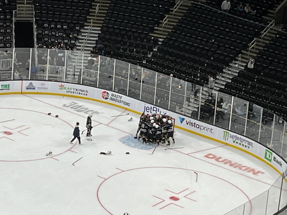 🏒🥅 DIVISION 1 GIRLS HOCKEY STATE CHAMPIONSHIP

Final: Shrewsbury 4, St. Mary’s 1

Congratulations to the Colonials on their first state championship.
<a href="/ColonialsAD/">Shrewsbury Athletics</a> <a href="/stmarysspartans/">St. Mary's Spartans</a>