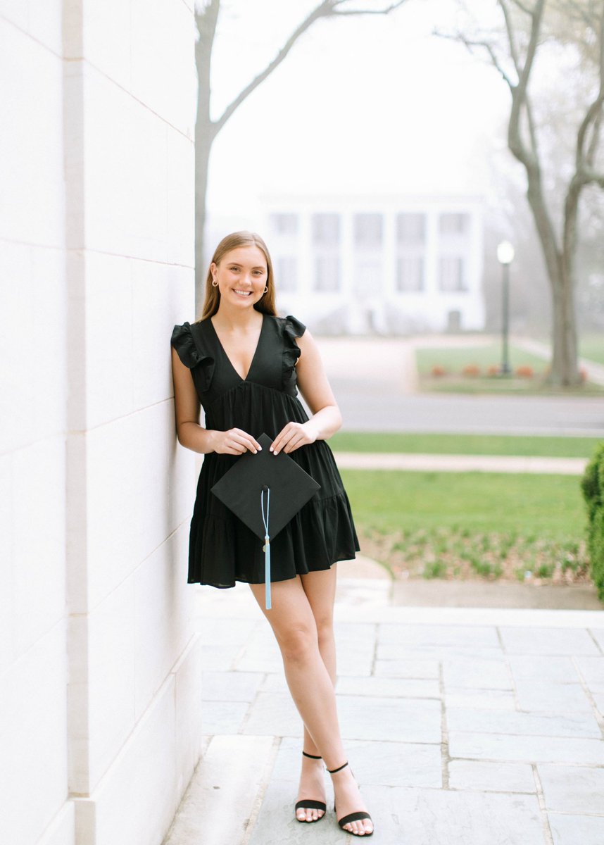 Emily Janek tweet media