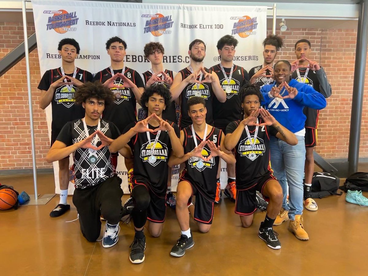 AavvMiguel's tweet image. St Louis spring tip off on the records. 
Next tournament it's our goal Lets get it 😤🐍✖️🔺
@CoachDStringer @ActionNoMercy
@PrepLegacy 

Full highlights here 👇🏼🏀
youtu.be/33C07ir94dQ