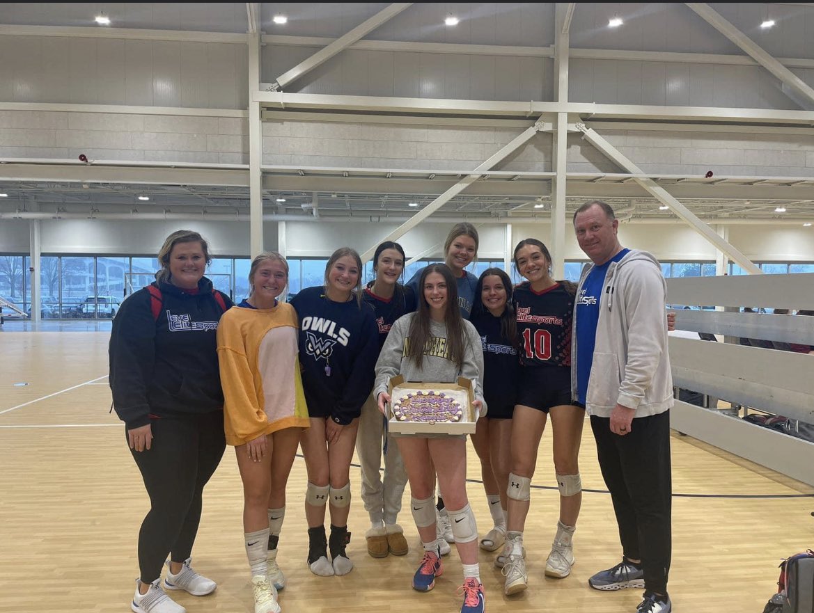 Coach Halee tweet media