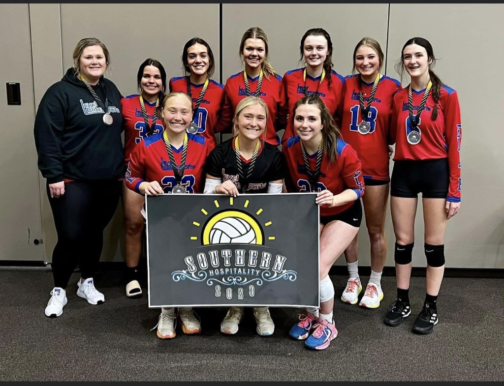 Coach Halee tweet media