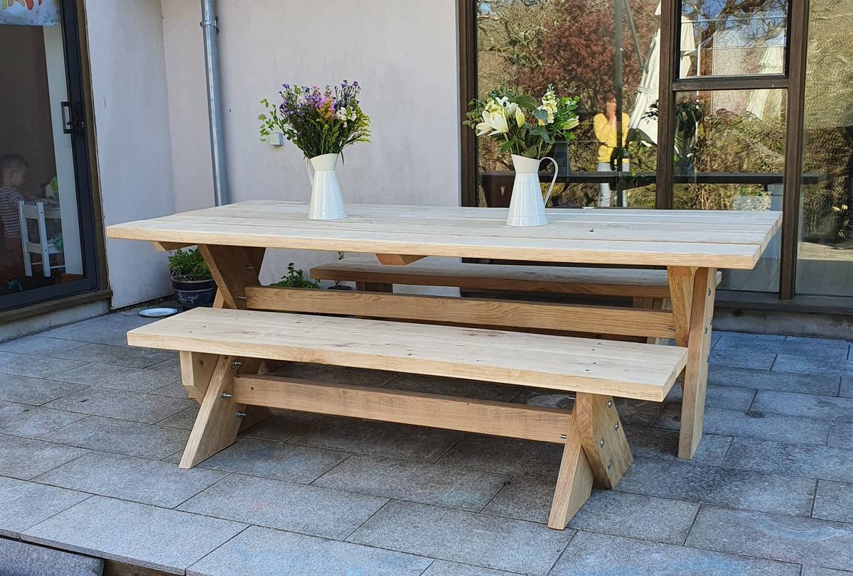 BarnMiddle's tweet photo. Patio Furniture, Cedar Garden Furniture https://t.co/9PlB66fHm7 #DiningOutside https://t.co/8V4SuZaT0E