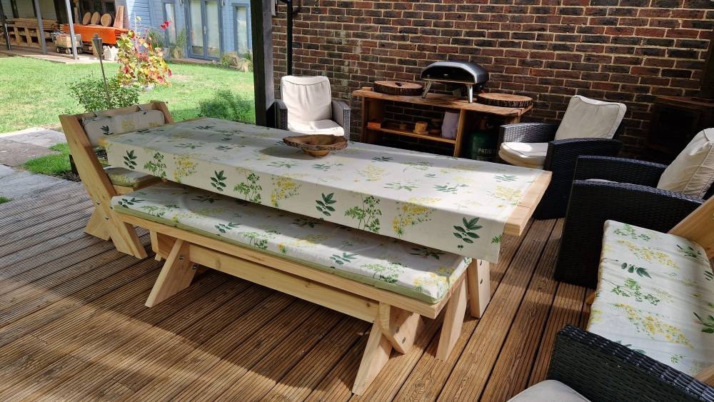 BarnMiddle's tweet photo. Patio Furniture, Cedar Garden Furniture https://t.co/9PlB66fHm7 #DiningOutside https://t.co/8V4SuZaT0E