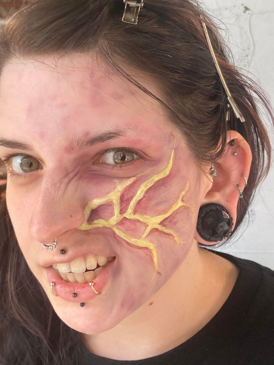 KatsWonderlandd's tweet image. I got spoopified

.
.
.
#makeup #aacm #aacm_melbourne #specialeffects #makeup #melbourne #mcrmelbourne #madmax #madmaxfuryroad
