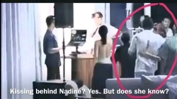 lover_drea's tweet photo. @tellemjaye Isssaaa 🐍 2019 pa lng!🤣
#NoToReidFlag
#NoToSnakeyFriends
#Bistado😂 https://t.co/NpIEZlIUiz