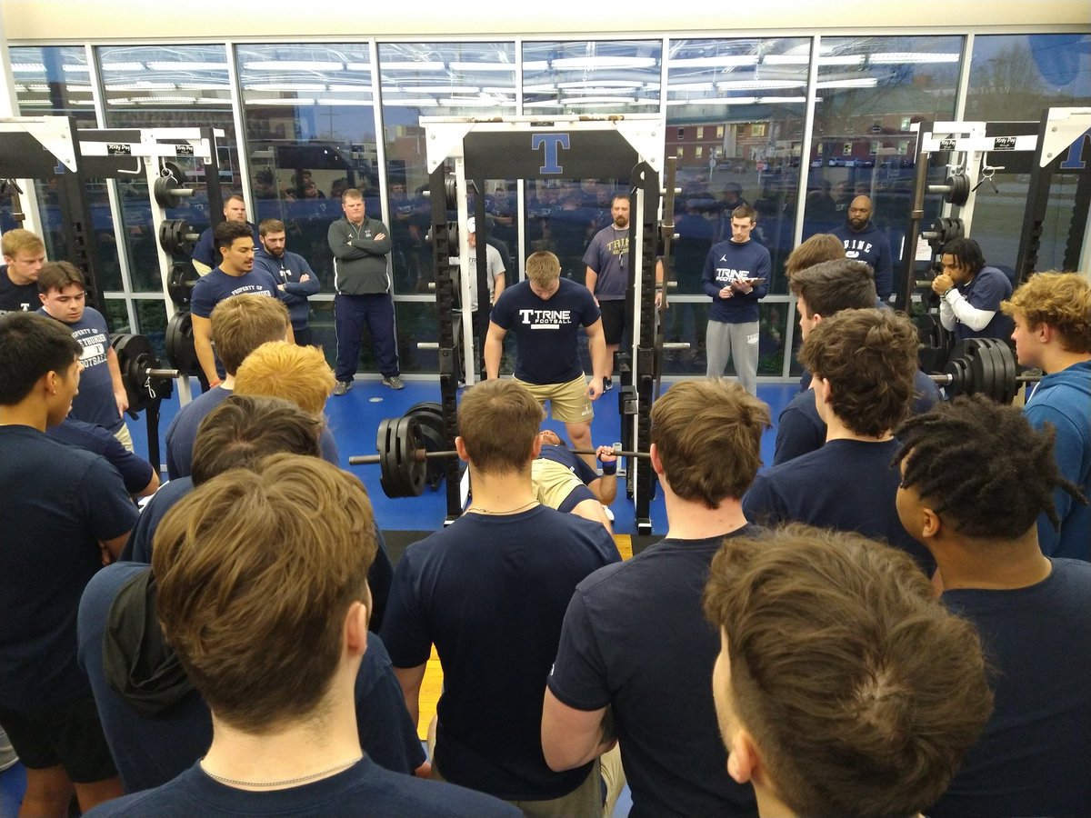 TrineThunderFB's tweet photo. Spring practice #1 in the books.
#GoThunder https://t.co/eV6duPhoqk