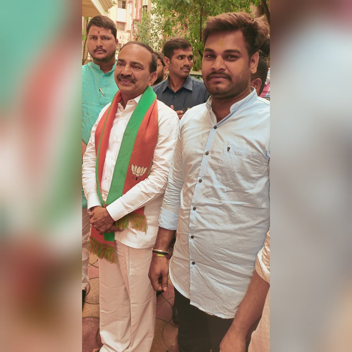 Nareshnani4948's tweet photo. Many more Happy returns of the day @Eatala_Rajender Anna 💐 https://t.co/k8t0kvwXQz