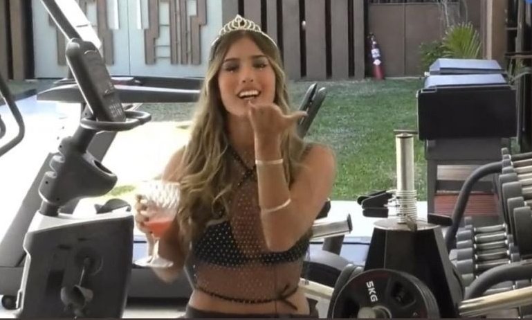itslautrolo's tweet photo. julieta poggio es la primera mujer finalista después de 5 meses en la casa de gran hermano #GH2022 #GranHermano https://t.co/Toho26mei9
