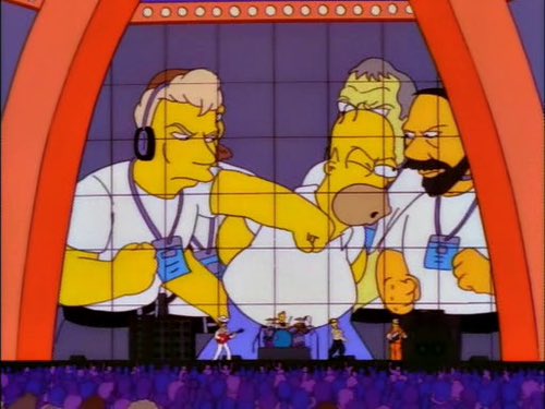 clairvoyancemik's tweet image. Mientras tanto el sonidista de twenty one pilots en el backstage 

 #LollaCL2023